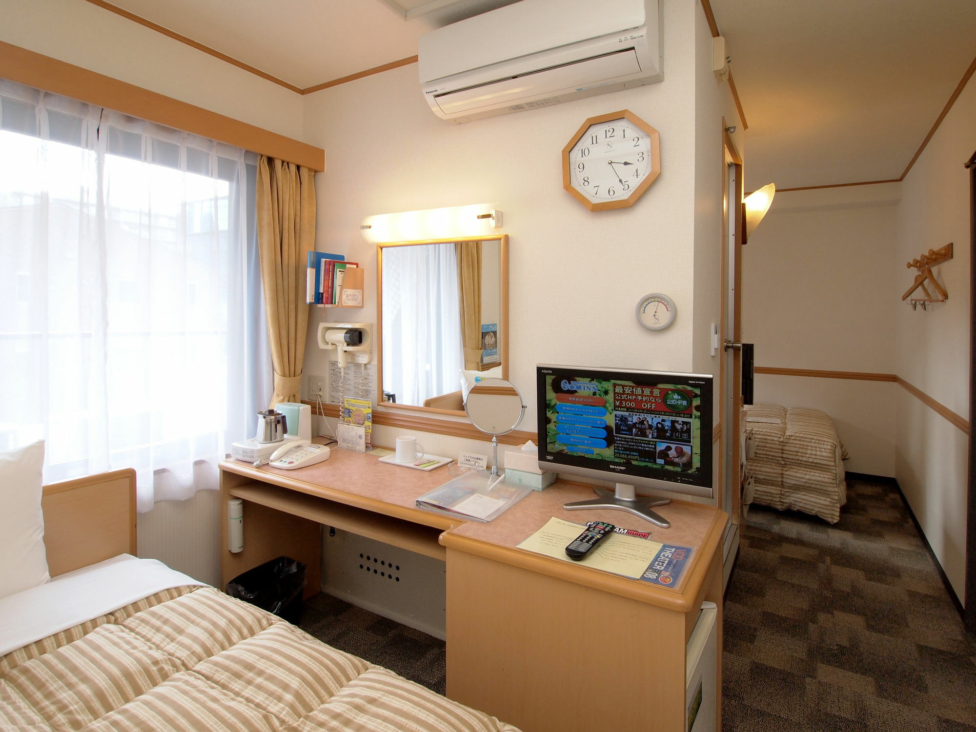 东京浅草藏前1号东横inn 3*